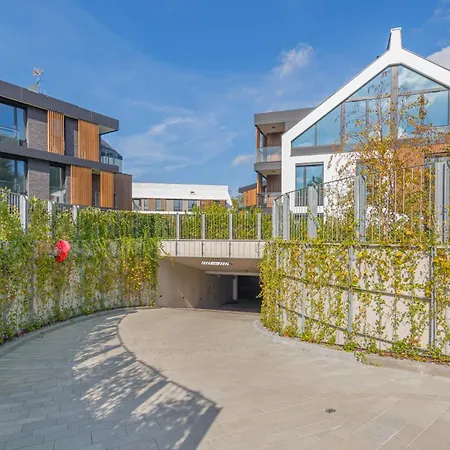 Botanica, Sun & Snow