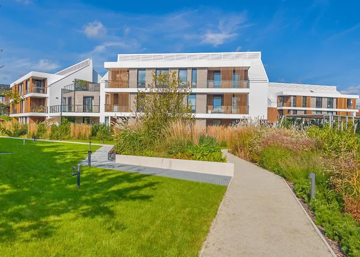 Botanica, Sun & Snow *