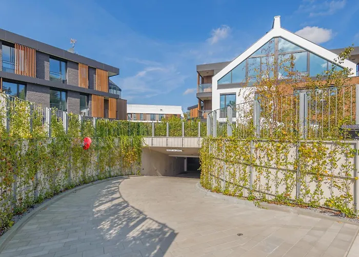 Botanica, Sun & Snow